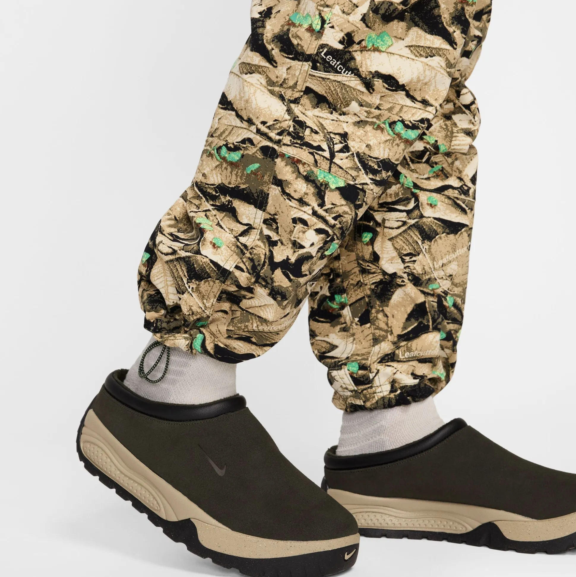 Acg Smith Summit Uv Cargo Pants