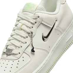 Air Force 1 07 Next Nature SE