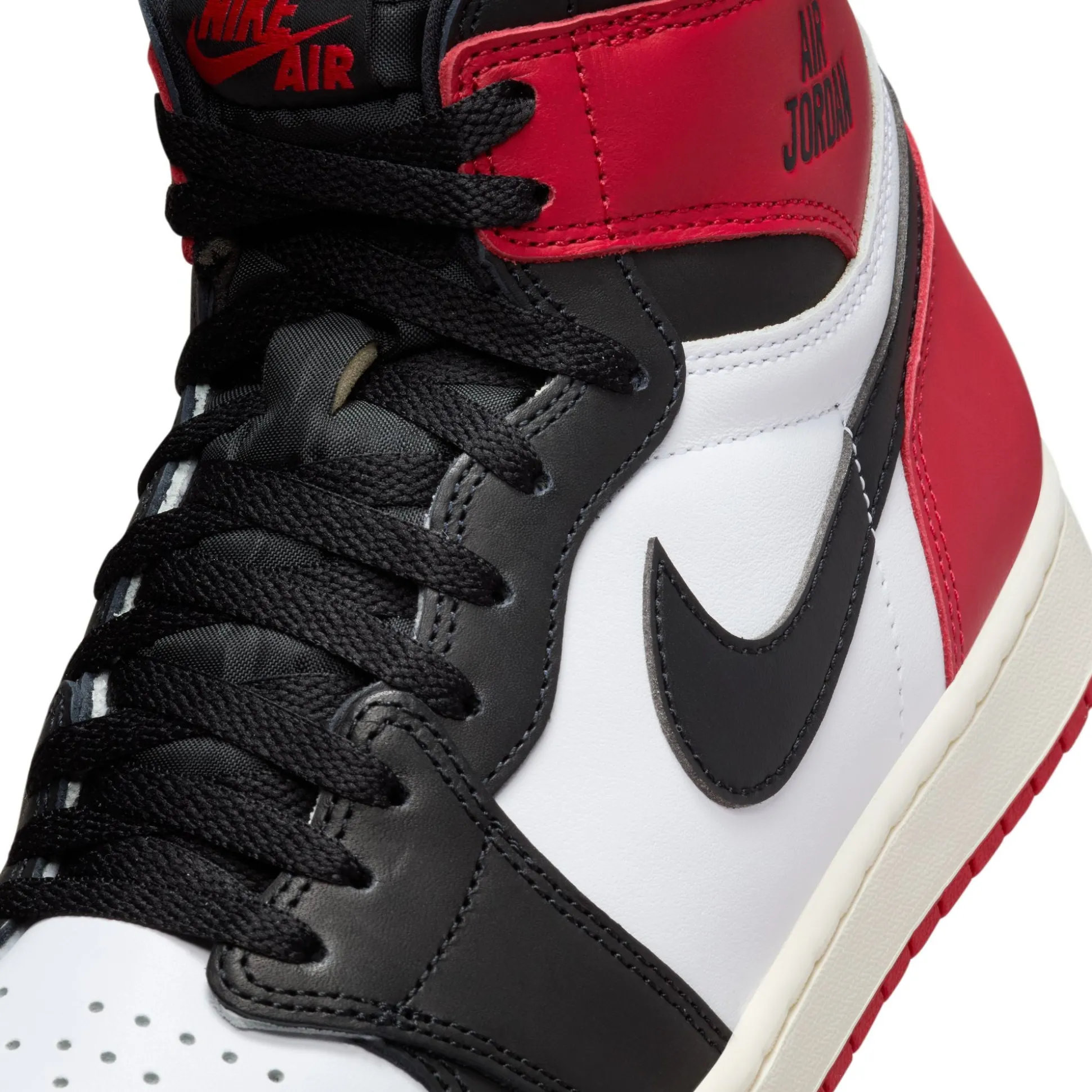 Air Jordan 1 High OG Black Toe