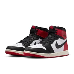Air Jordan 1 High OG Black Toe