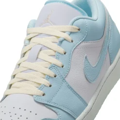 Air Jordan 1 Low captures Glacier Blue