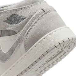 Air Jordan 1 Mid Se GS