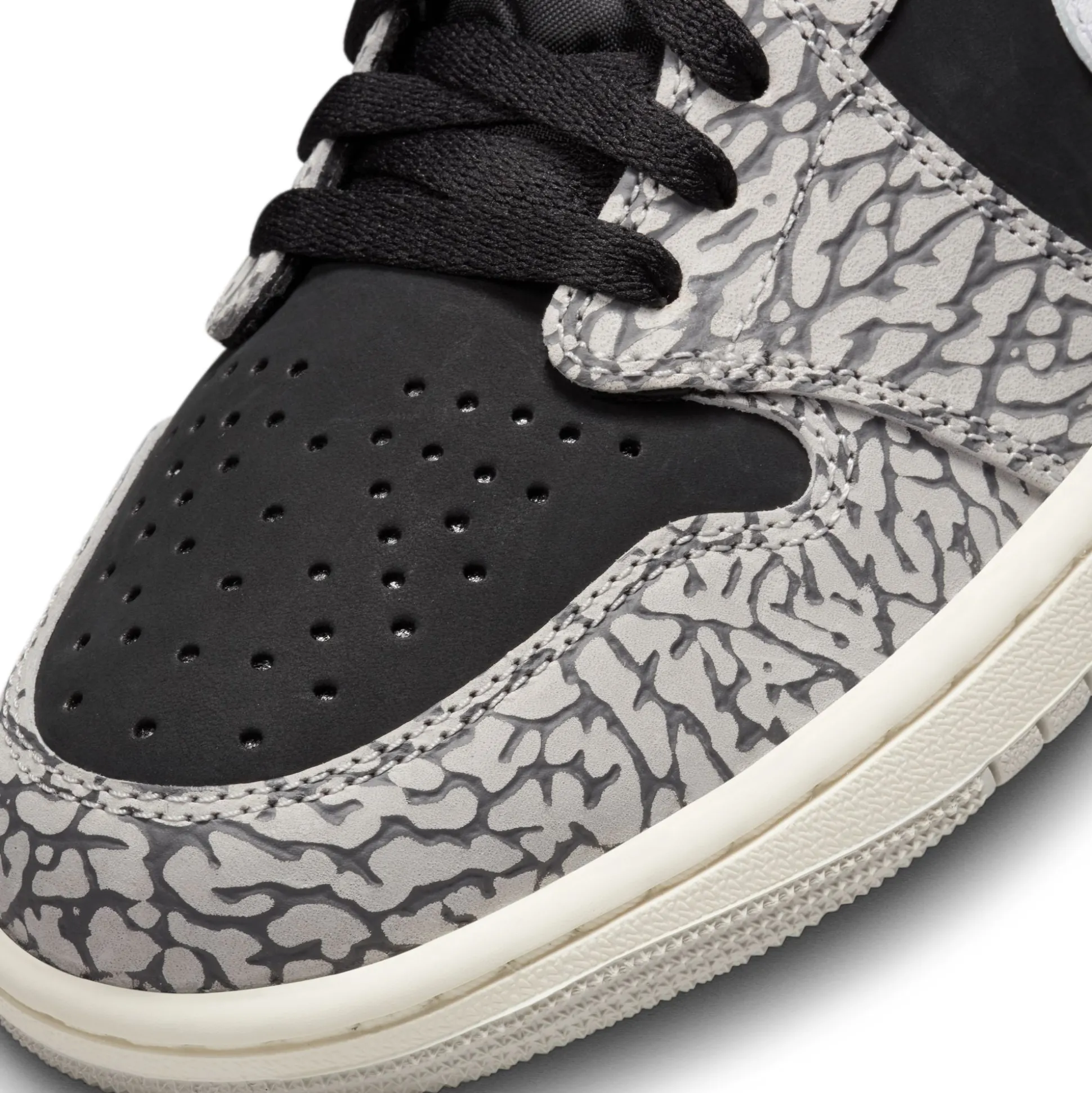 Air Jordan 1 Retro Low OG Black Cement