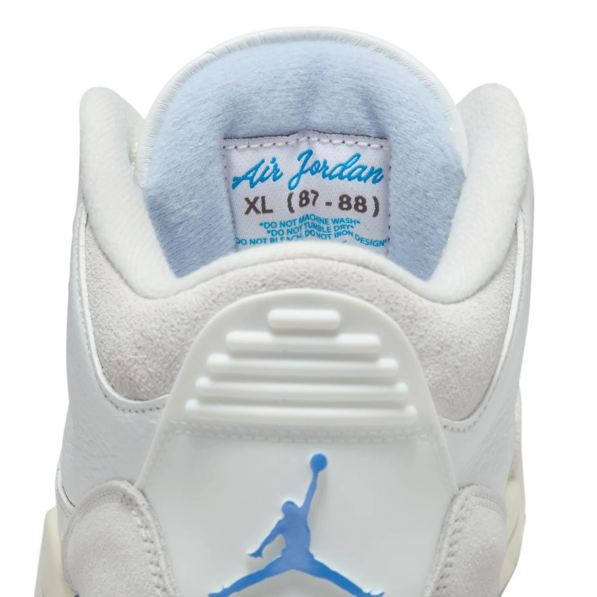 Air Jordan 3 Retro Lucky Short