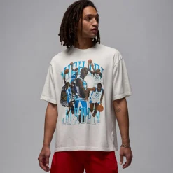 Air Jordan Flight Essential Graphic T-Shirt