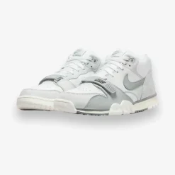 Air Trainer 1 'Photon Dust and Light Smoke'