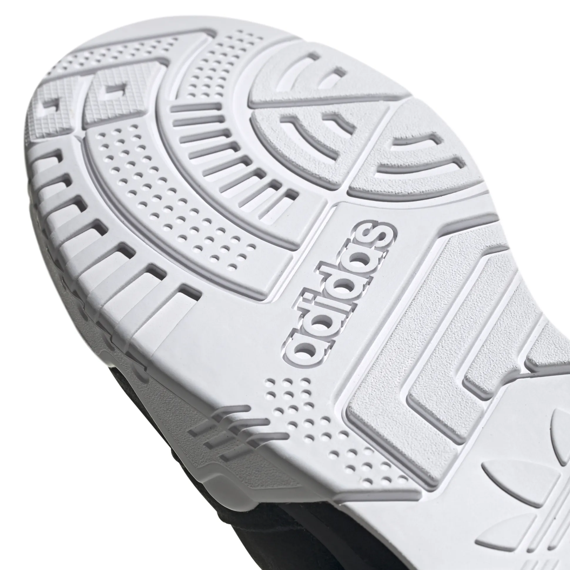 AR Trainer Black White
