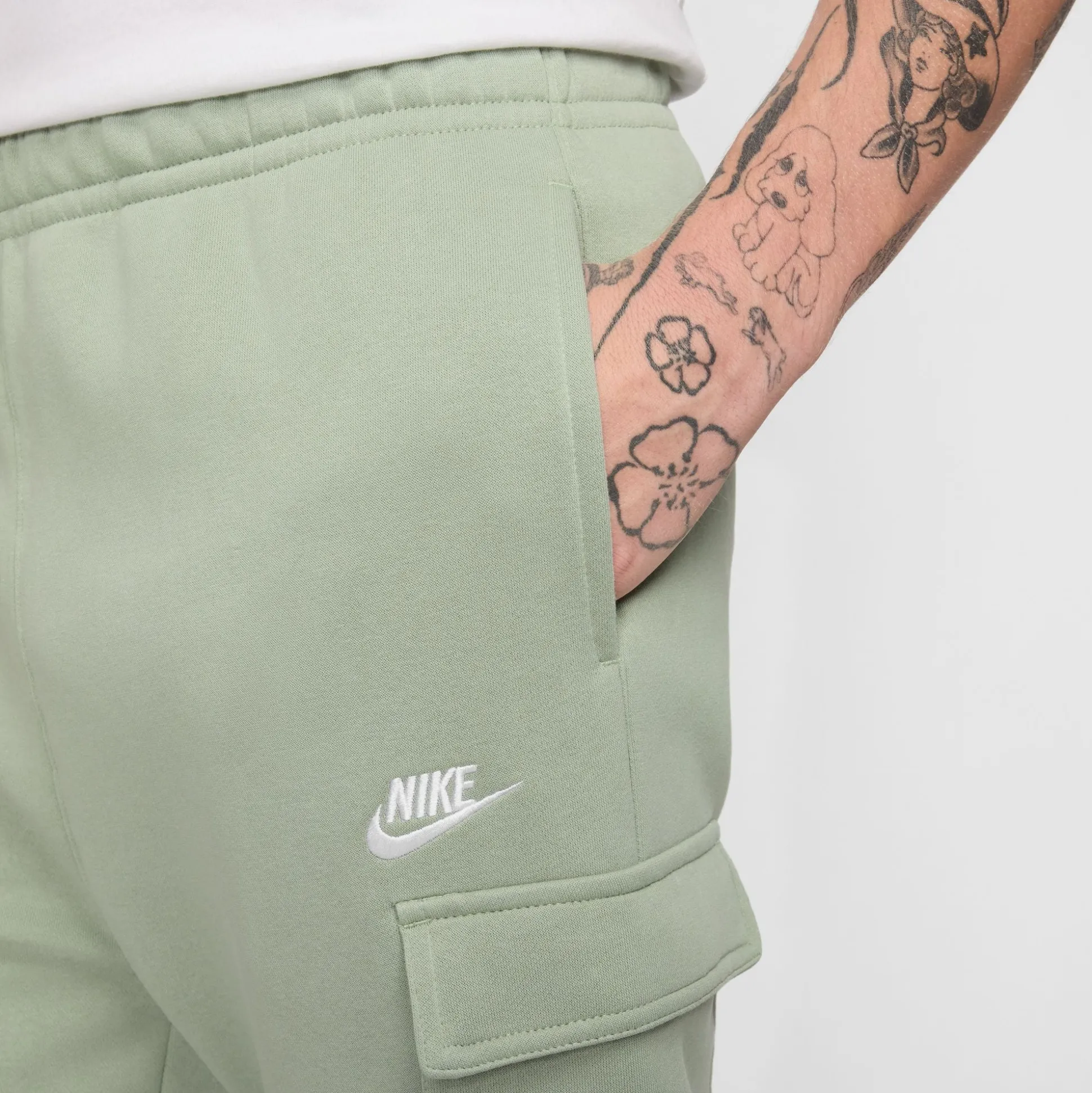 CD3129-371-Men Nsw Club Fleece Cargo Pants