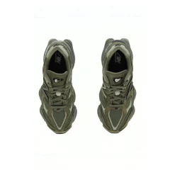 9060 Dark Olive Black