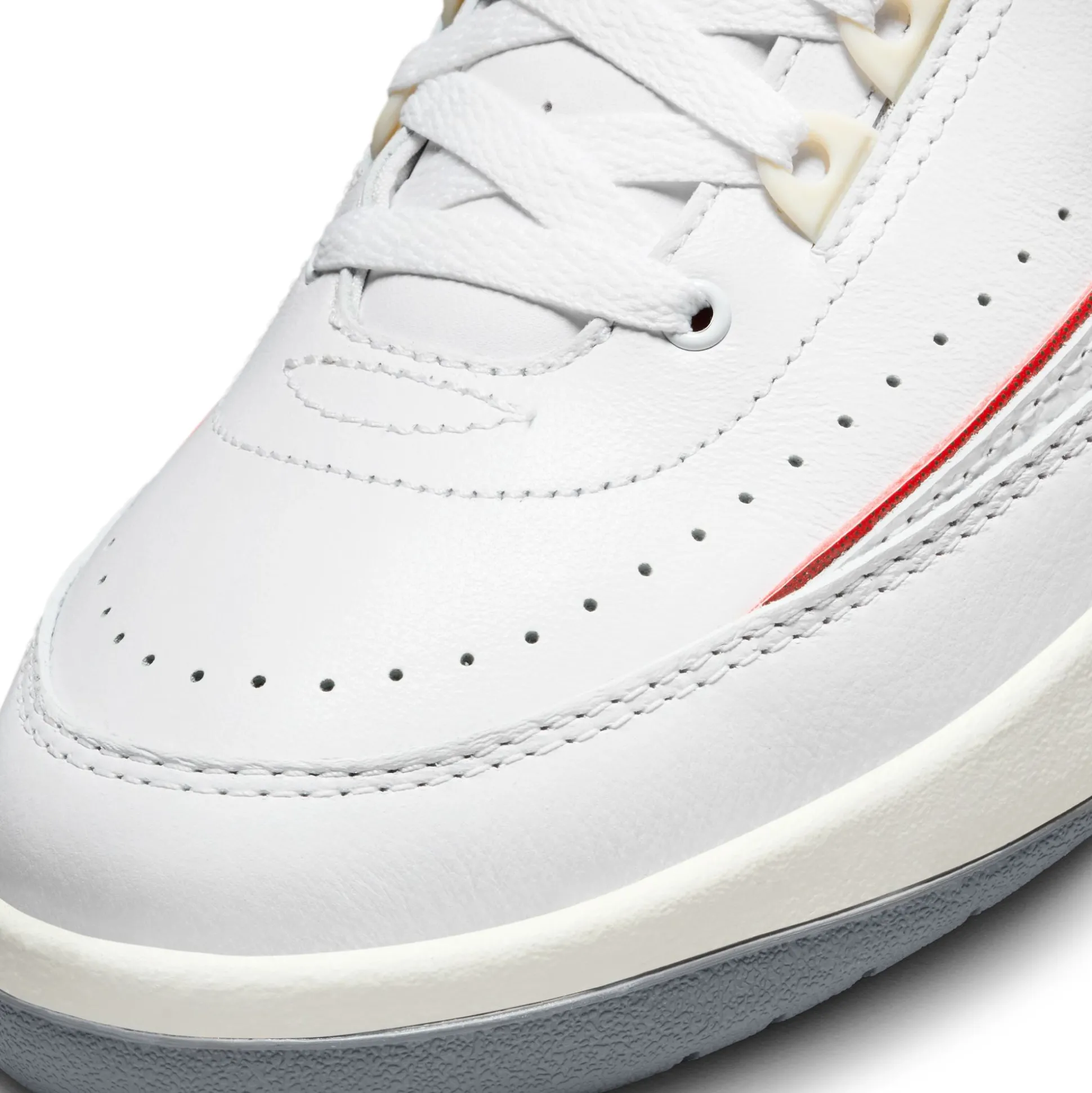 DR8884-101-Men Air Jordan 2 Retro
