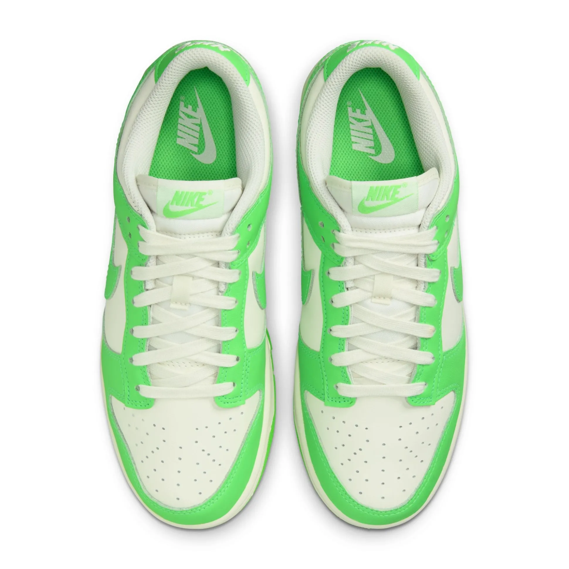 Dunk Low Green Strike