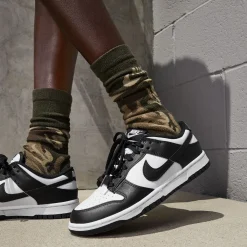 Dunk Low Retro White Black Panda