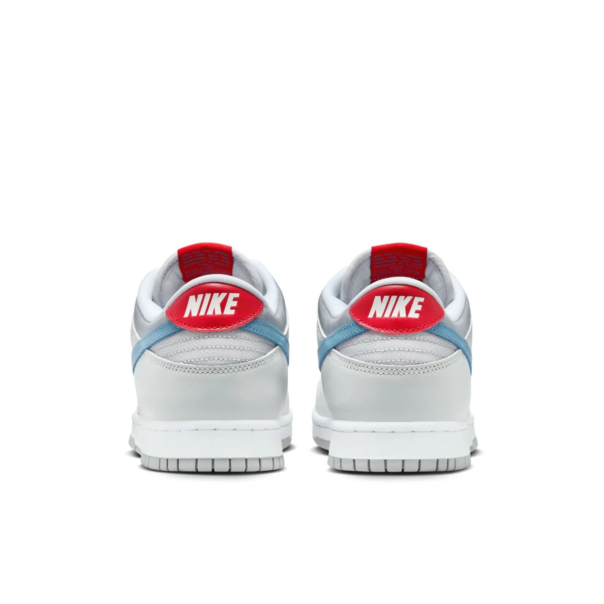 Dunk Low Silver Surfer