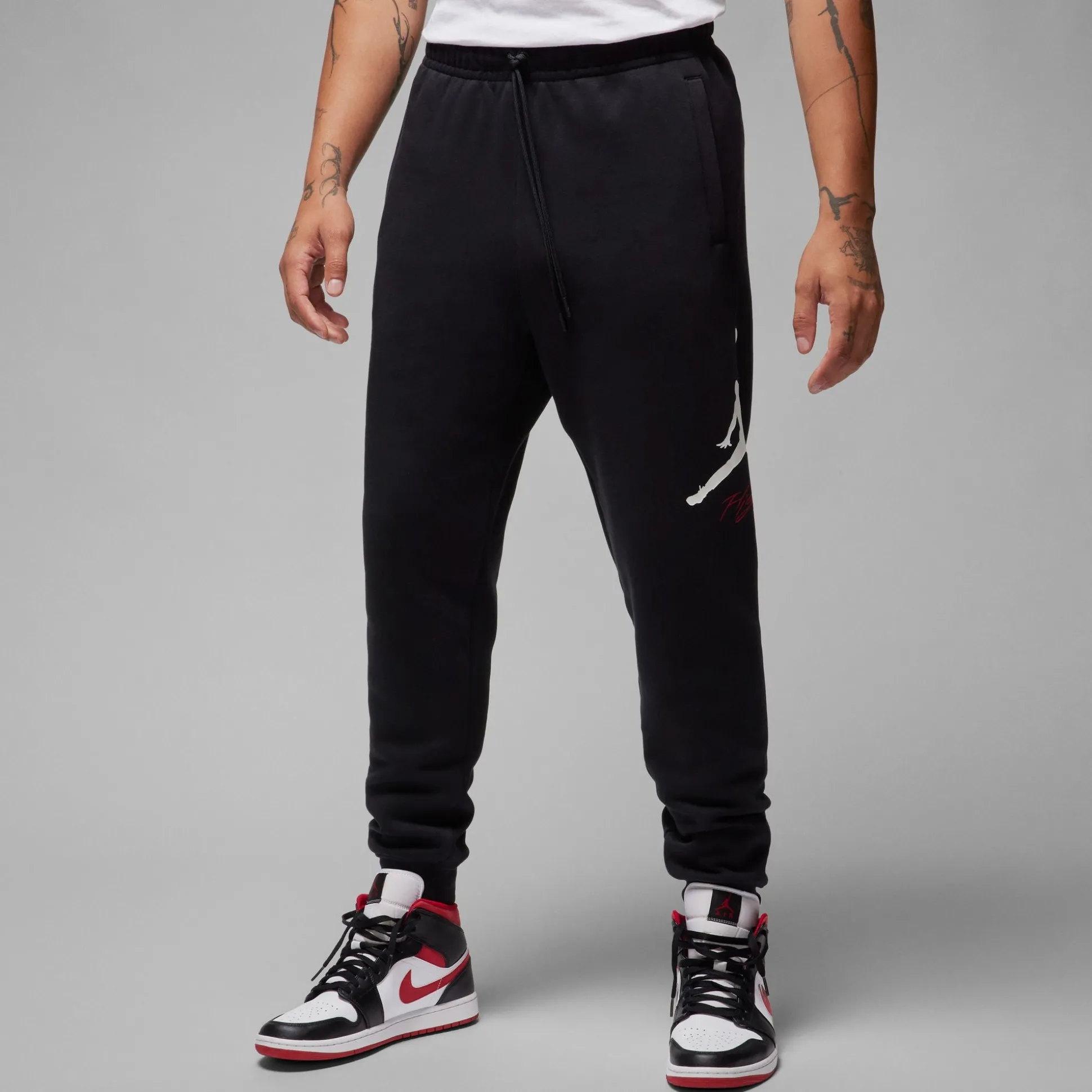 Essentials Baseline Pants