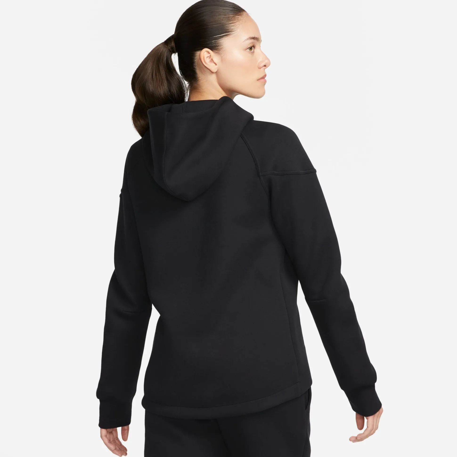 FB8338-010-Women Tech Fleece Windrunner Hdy