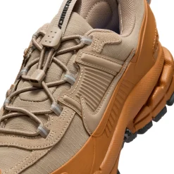 HQ2181-200-Women Zoom Vomero Roam