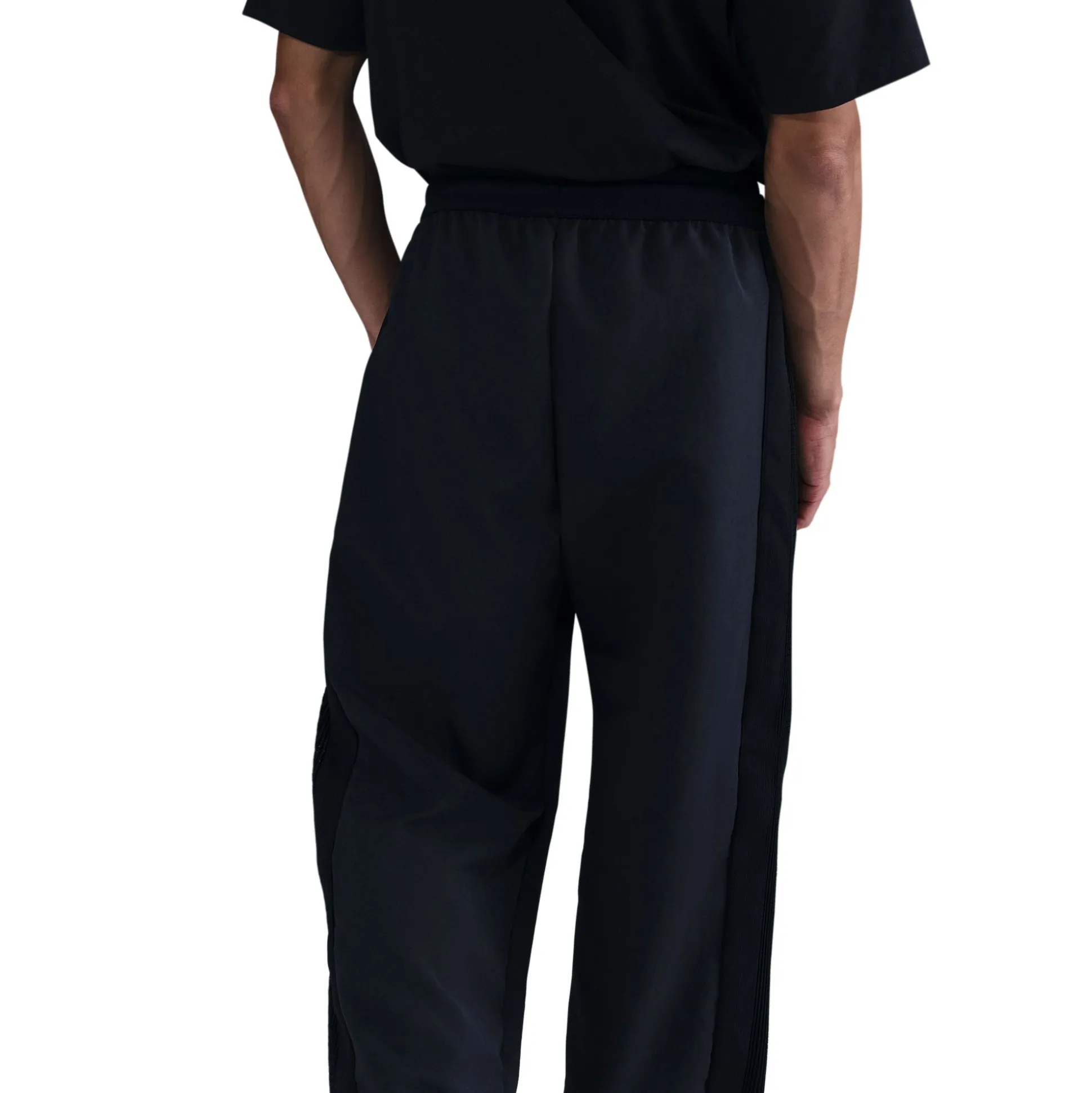 IB0009-010-Men Kobe Pleated Pants