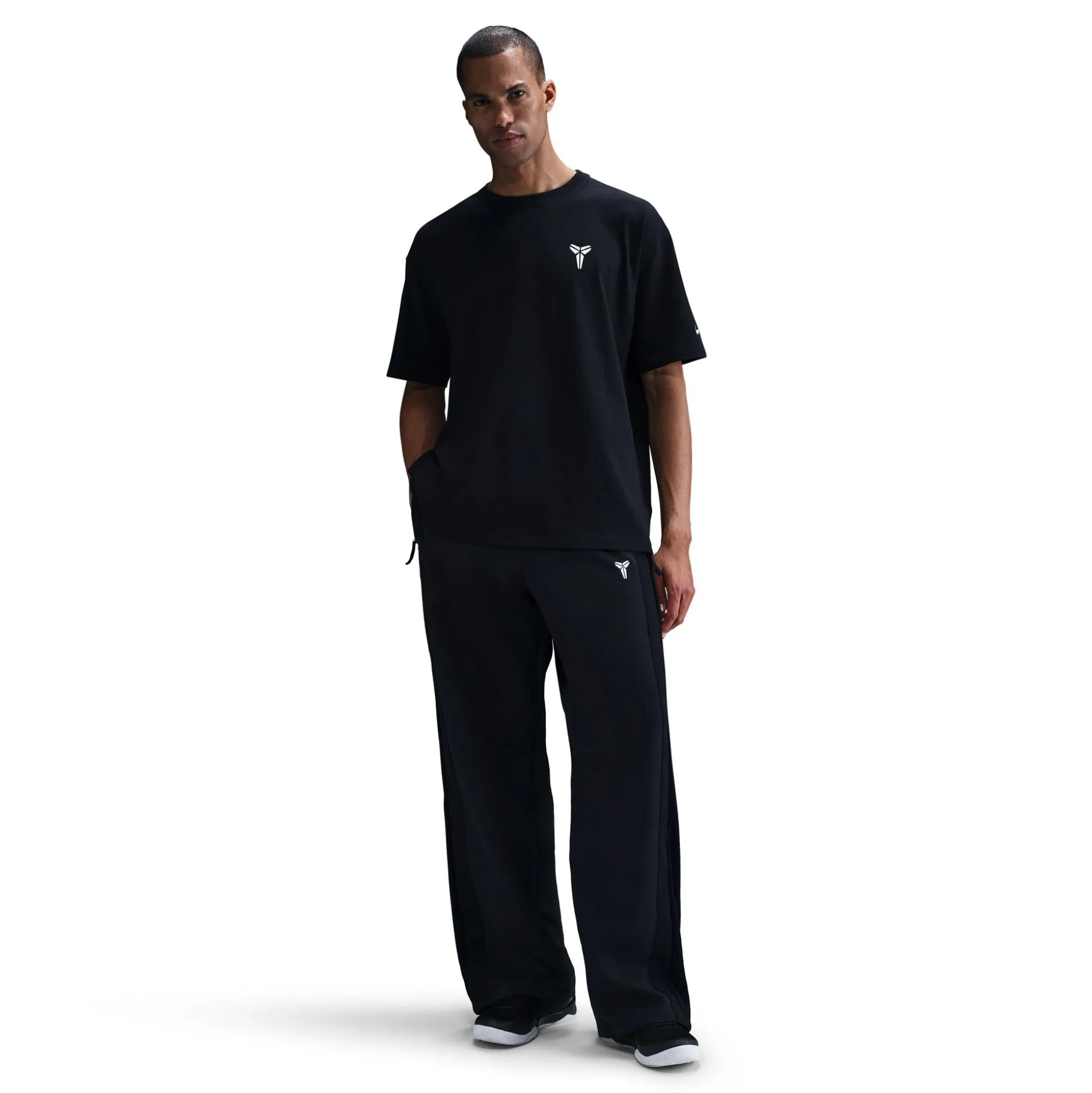 IB0009-010-Men Kobe Pleated Pants