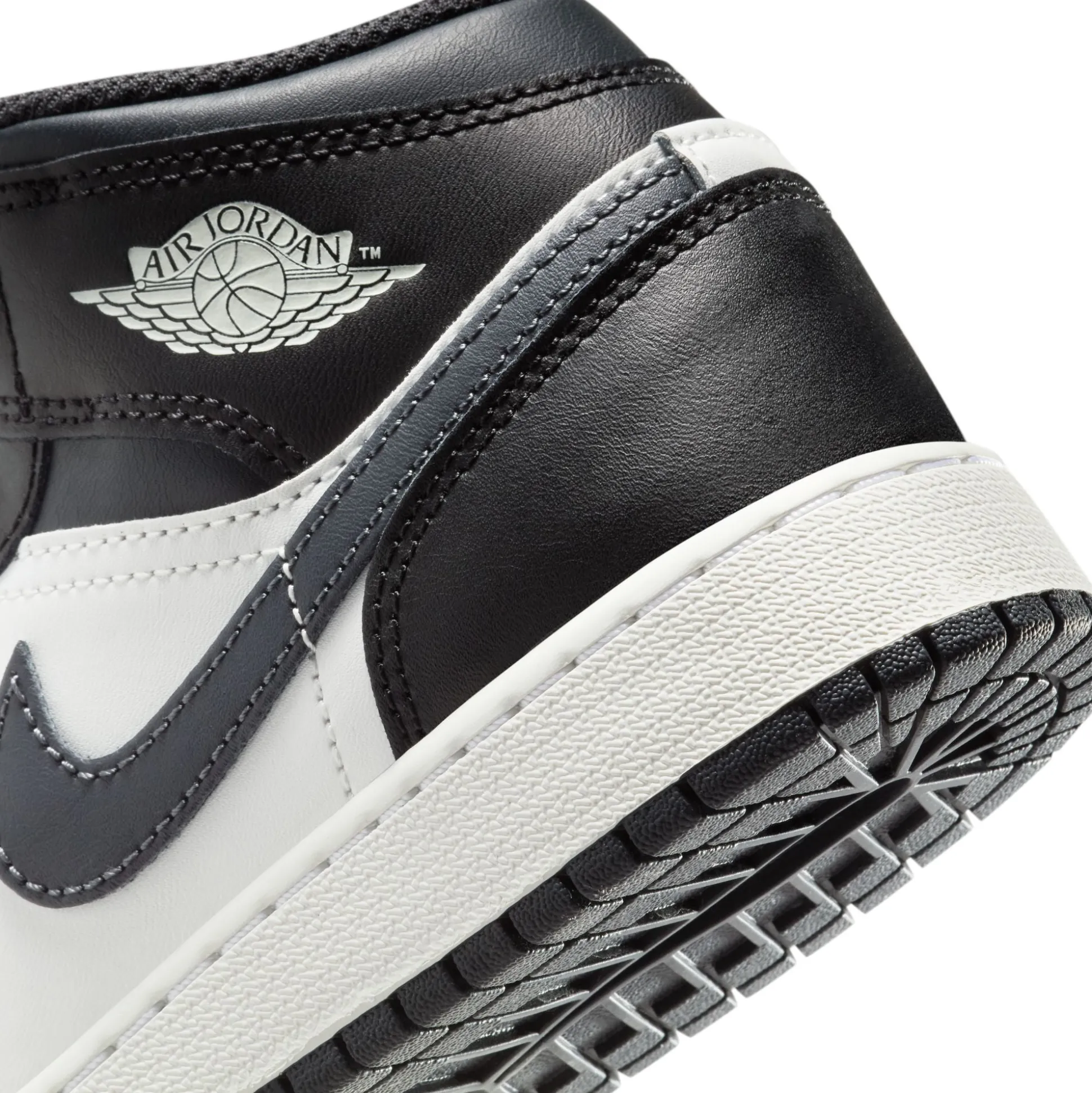 Jordan 1 Mid Off Noir Toe Gs