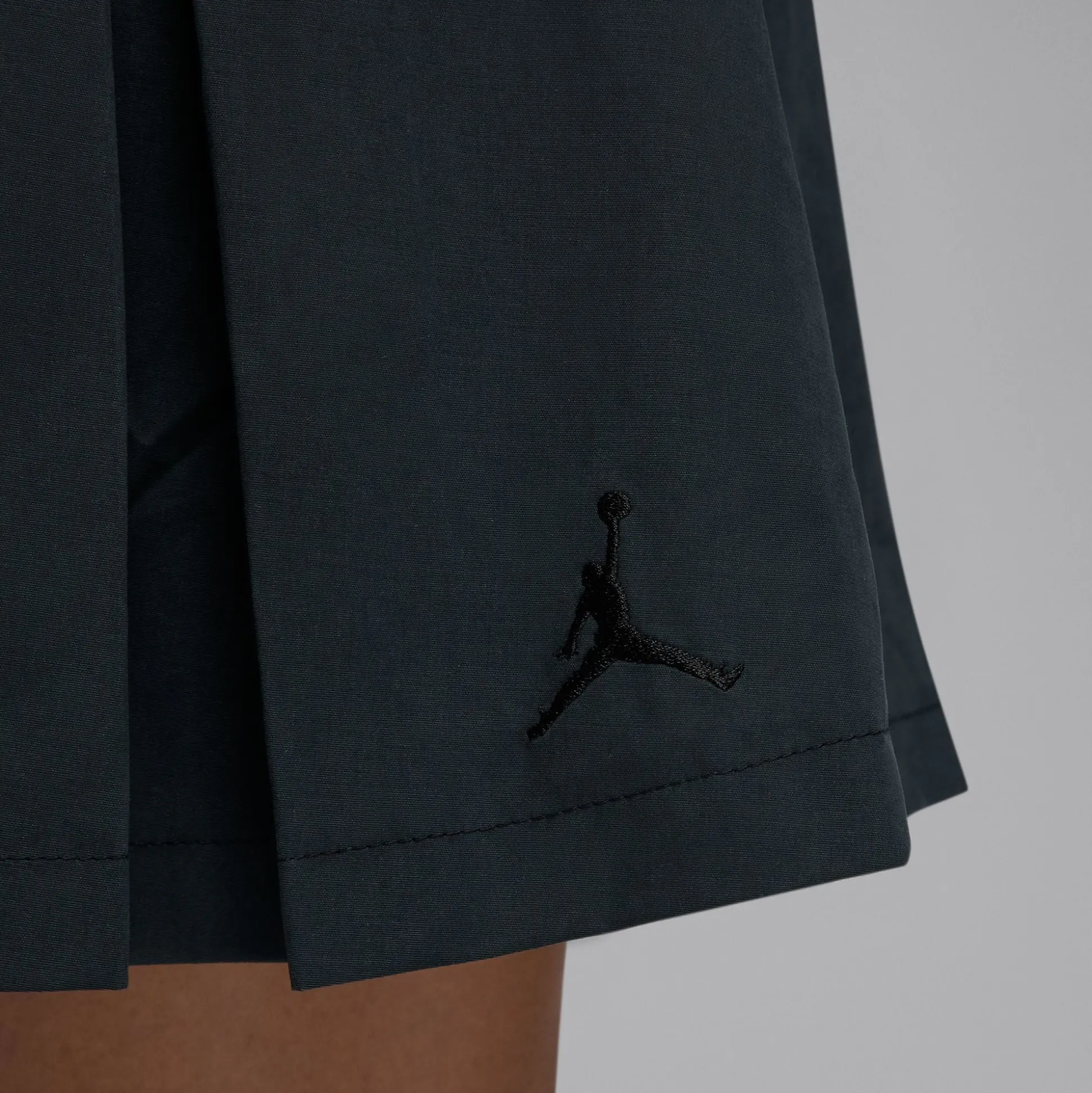 Jordan Poolside Pleated Skirt