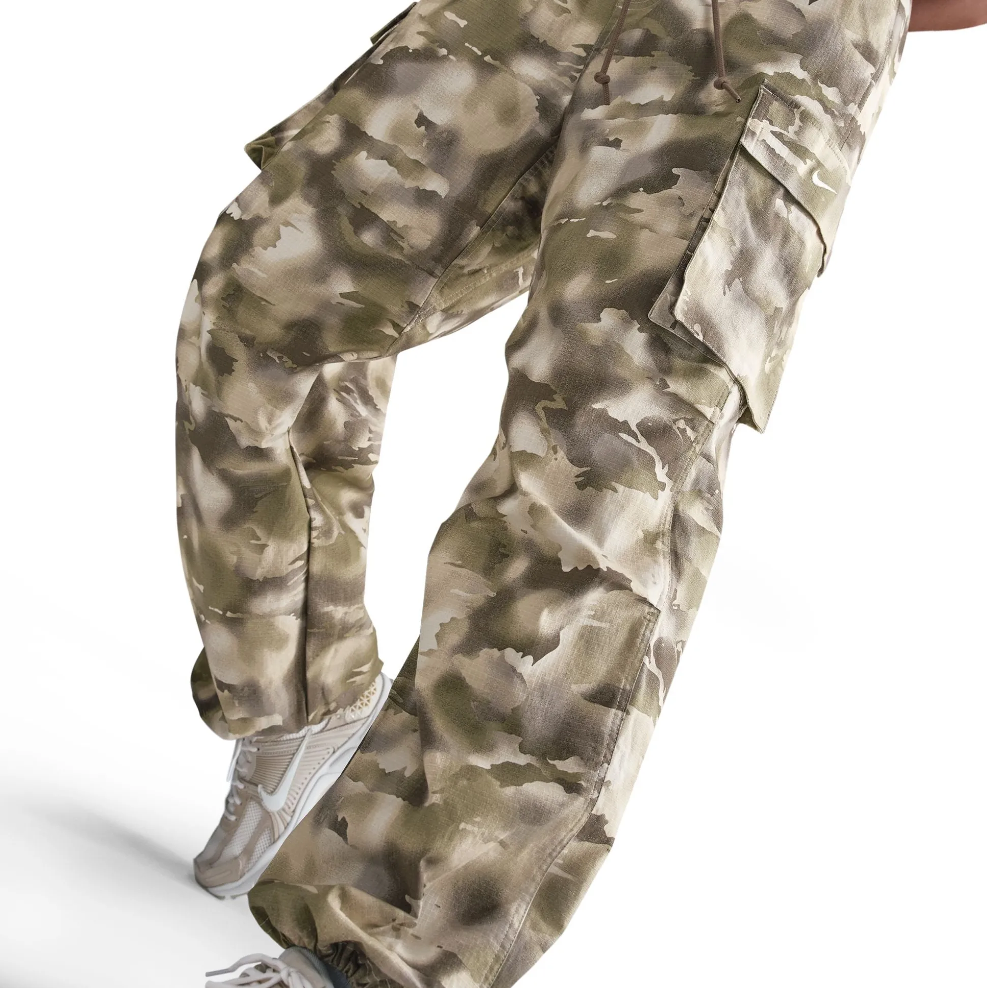 Mid-Rise Oversized Camo Cargo Trousers