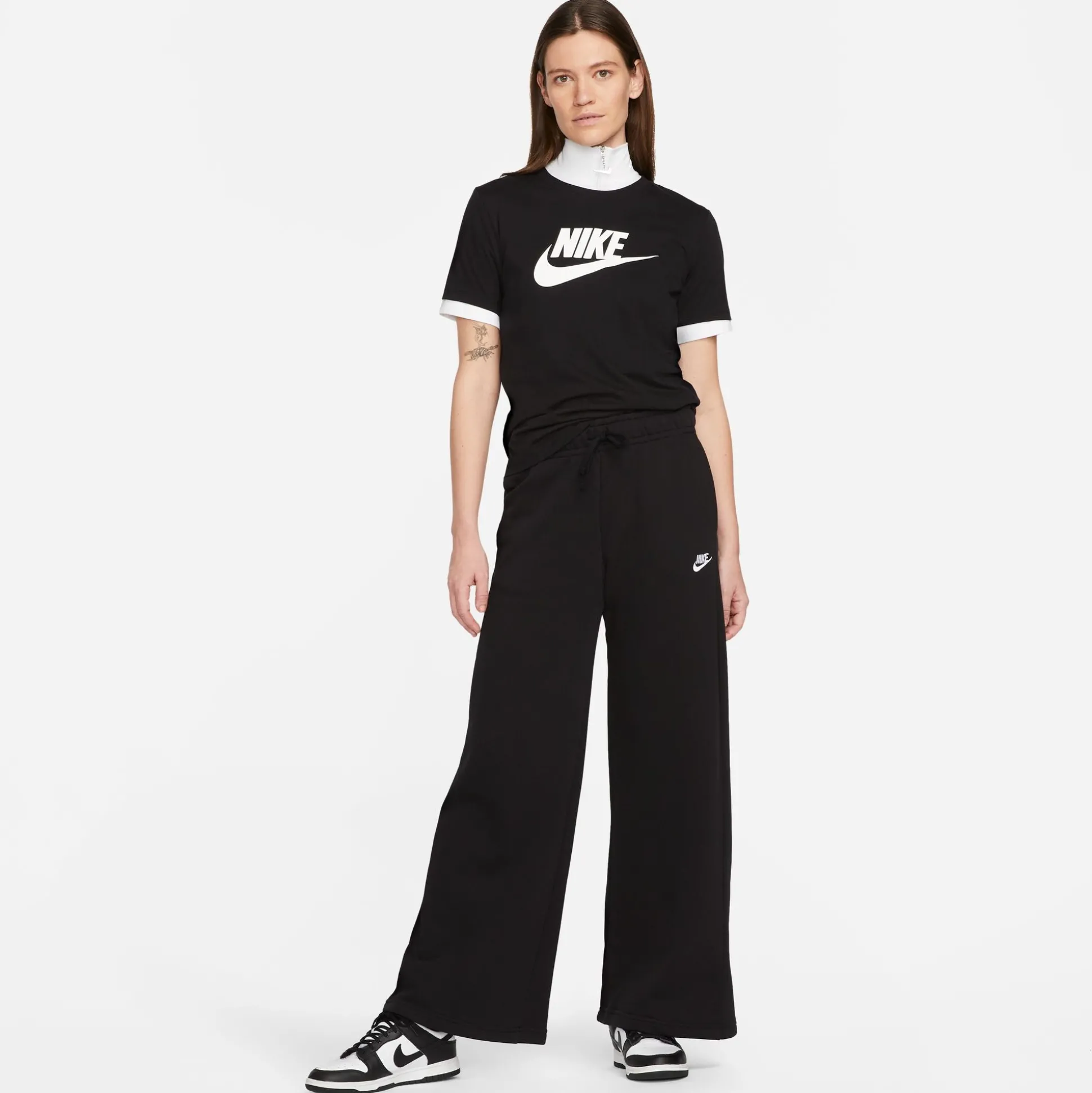 Nsw Essentials Logo T-Shirt