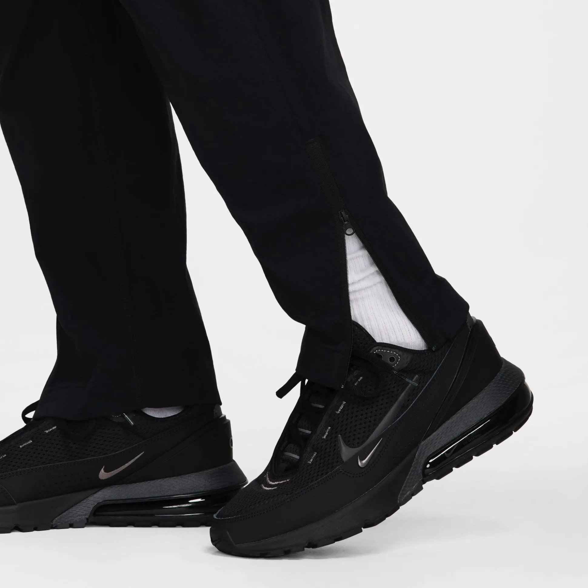 Nsw Tech Woven Pants
