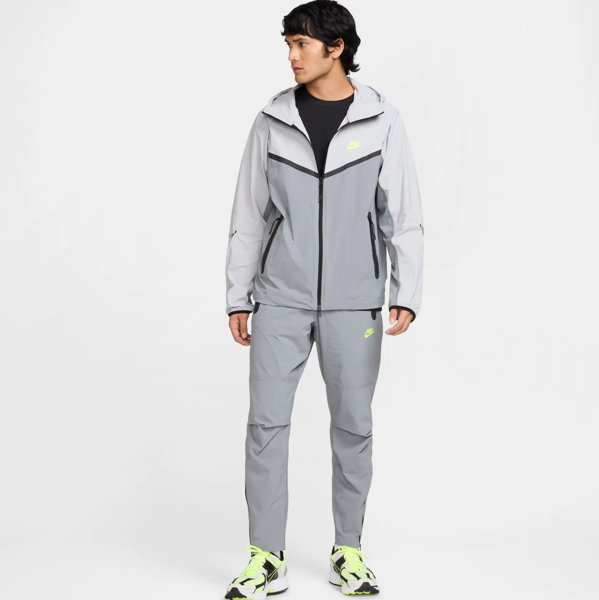 Nsw Tech Woven Windrunner Jacket