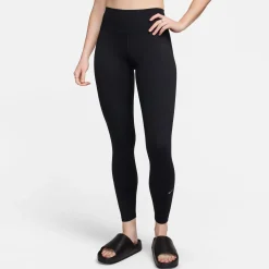 One High-Waisted Leggings