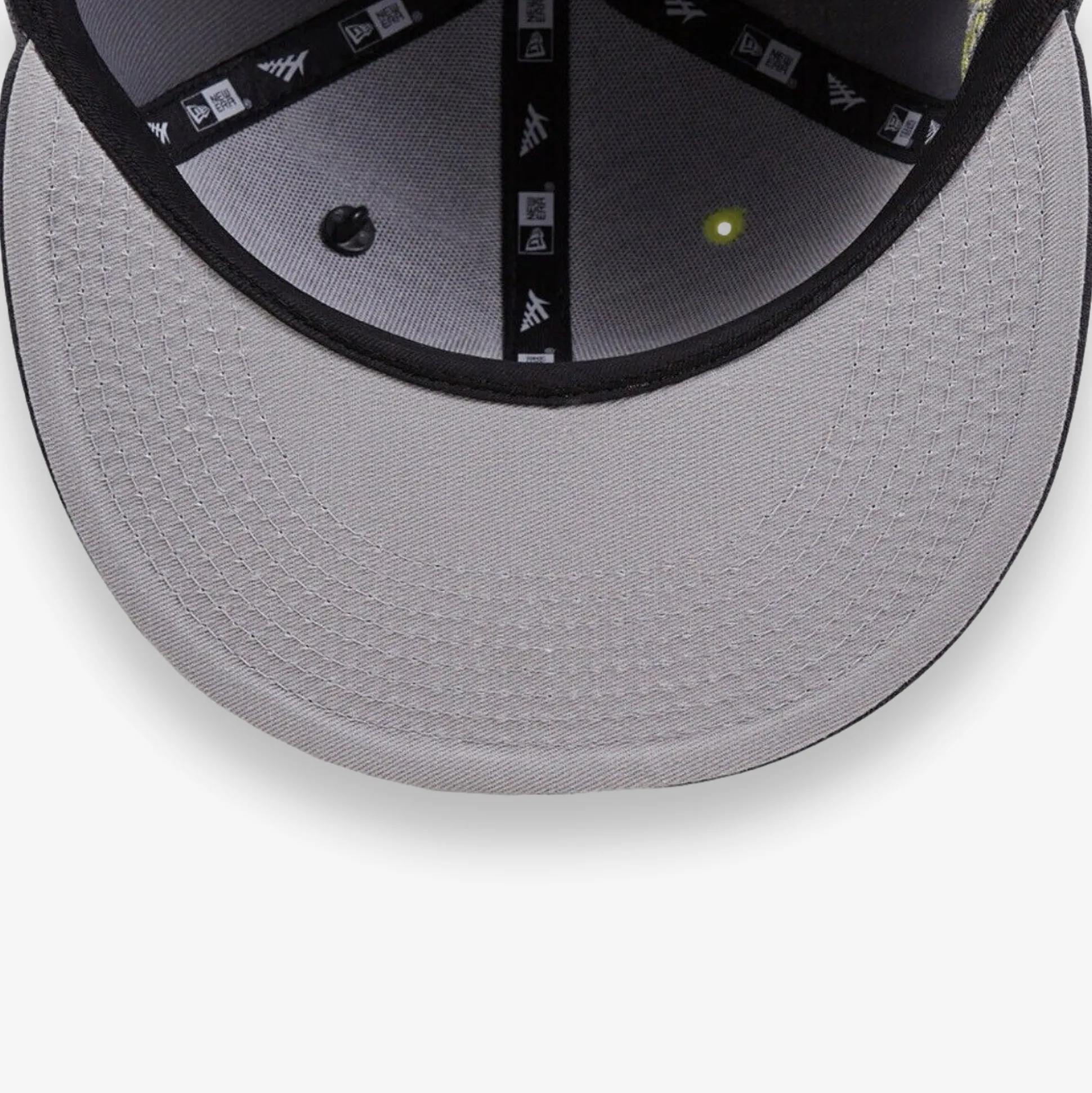 Scripted Mantra 5950 Fitted Hat