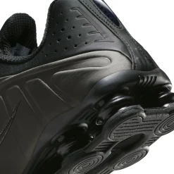 Shox R4 Black Bright Crimson