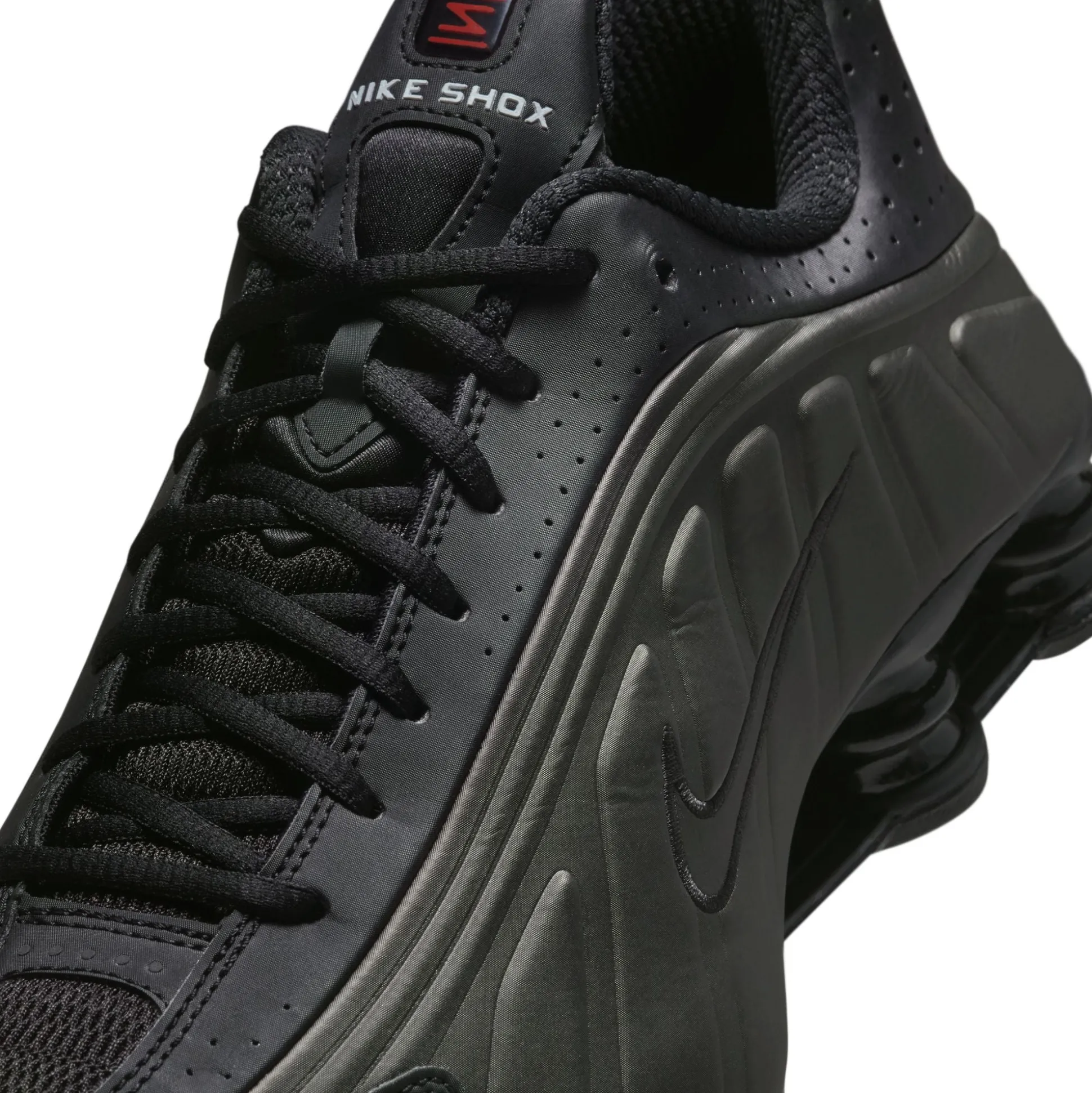 Shox R4 Black Bright Crimson