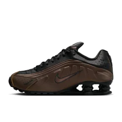 Shox R4 Off Noir & Ironstone