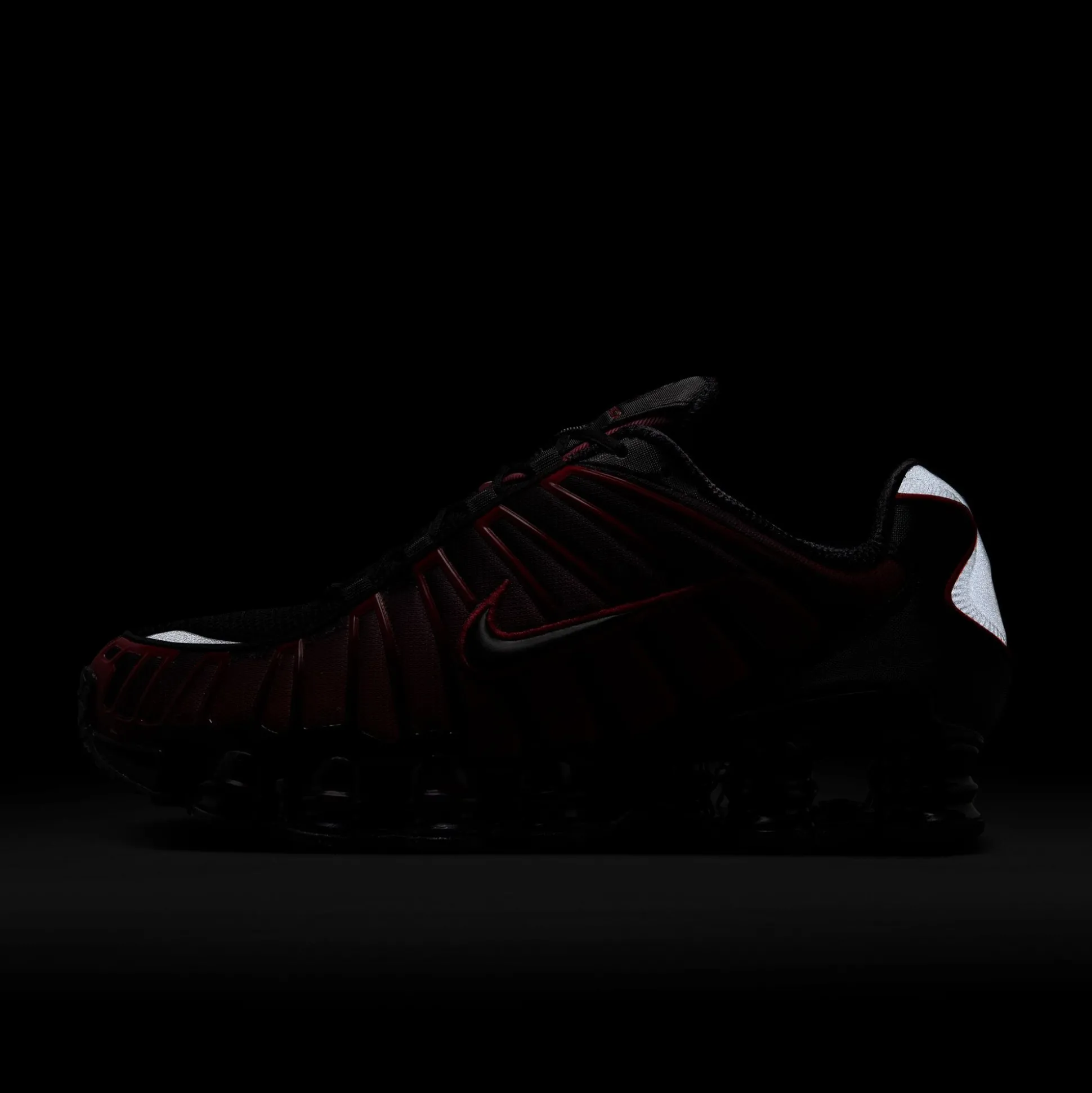 Shox TL Black University Red Gradient