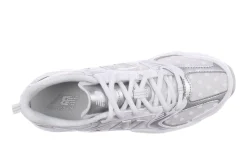 530 Silver Metallic Polka Dots
