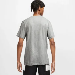 Sportswear Club T-Shirt