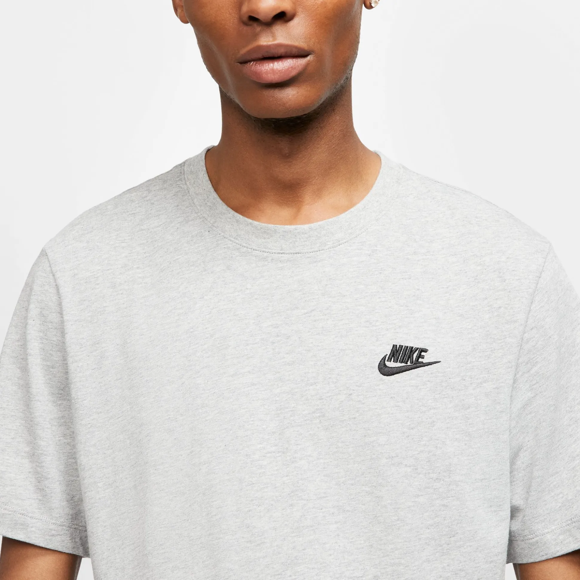Sportswear Club T-Shirt