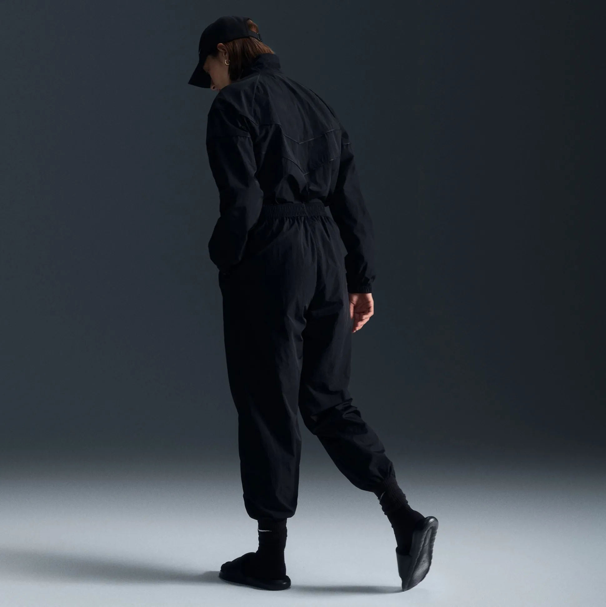Sportswear Mid-Rise Oversized Woven Joggers