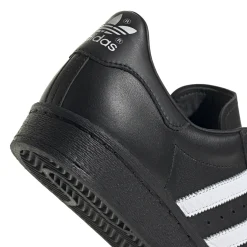 Superstar 82 Black