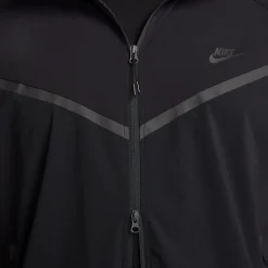 Tech Windrunner jacket