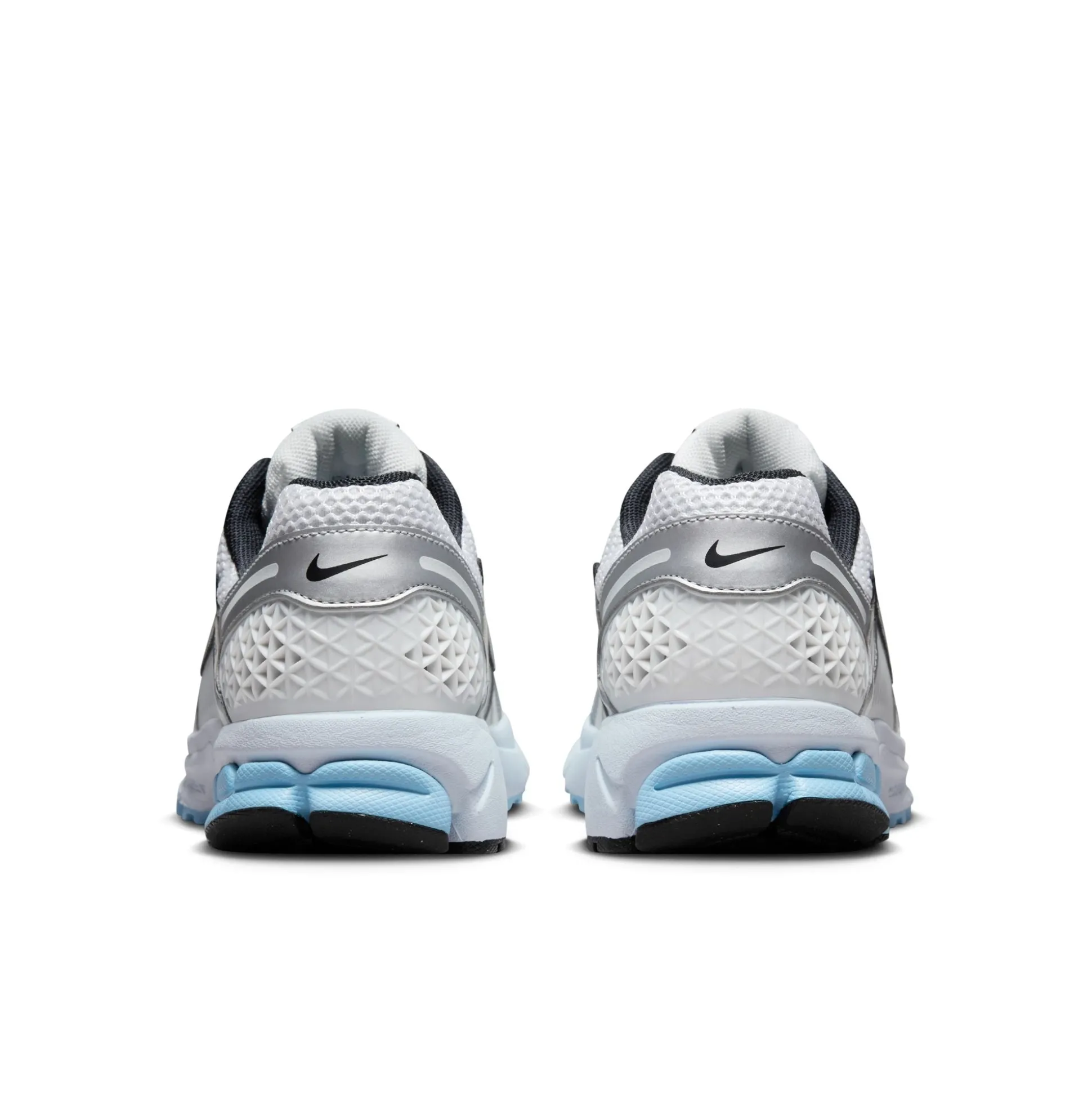 Zoom Vomero 5 Metallic Silver