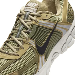 Zoom Vomero 5 Neutral Olive